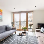 Modern & Comfortable Flat - Tobacco Dock - Wapping