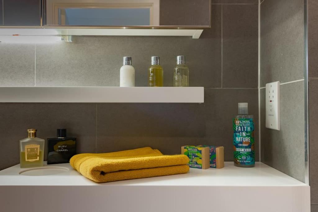 Appartamento Modern & Comfortable Flat - Tobacco Dock - Wapping