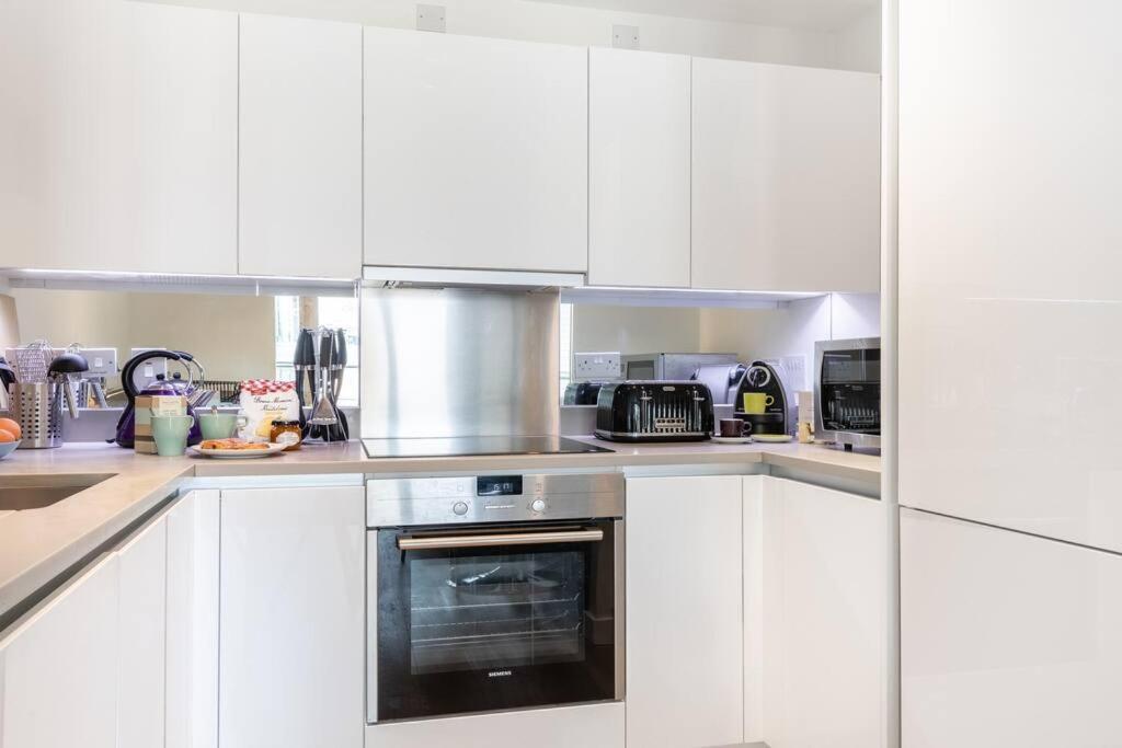 Modern & Comfortable Flat - Tobacco Dock - Wapping * Londra